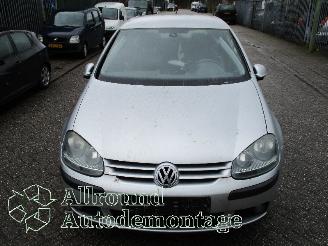 Volkswagen Golf Golf V (1K1) Hatchback 1.6 FSI 16V (BLP) [85kW]  (10-2003/07-2008) picture 5