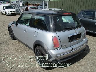 Mini Mini Mini One/Cooper (R50) Hatchback 1.6 16V Cooper (W10-B16A) [85kW]  (06-=
2001/09-2006) picture 4