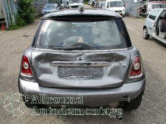 Mini Mini Mini (R56) Hatchback 1.6 16V Cooper (N12-B16A) [88kW]  (10-2006/02-201=
2) picture 6