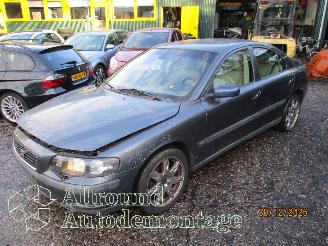 Vrakbiler auto Volvo S-60 S60 I (RS/HV) Sedan 2.4 20V 140 (B5244S2) [103kW]  (07-2000/04-2010) 2004/6