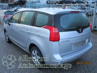 Peugeot 5008 5008 I (0A/0E) MPV 1.6 THP 16V (EP6CDT(5FV)) [115kW]  (09-2009/03-2017=
) picture 4