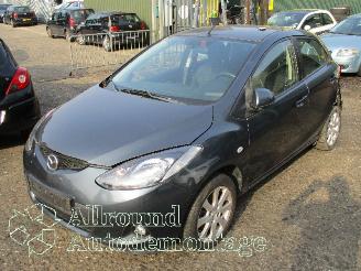 Vrakbiler auto Mazda 2 2 (DE) Hatchback 1.3 16V S-VT (ZJ46) [55kW]  (10-2007/06-2015) 2009/8