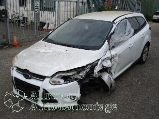 Sloopauto Ford Focus Focus 3 Wagon Combi 1.0 Ti-VCT EcoBoost 12V 125 (M1DA(Euro 5)) [92kW] =
 (02-2012/05-2018) 2014