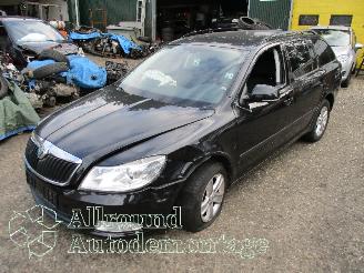 Uttjänta bilar auto Skoda Octavia Octavia Combi (1Z5) Combi 5-drs 1.2 TSI (CBZB) [77kW]  (02-2010/04-201=
3) 2011/9