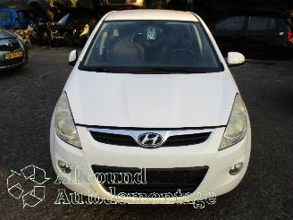 Hyundai I-20 i20 Hatchback 1.2i 16V (G4LA) [57kW]  (09-2008/12-2012) picture 5