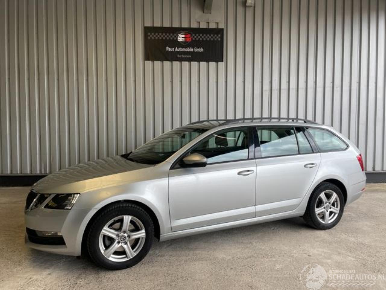 Skoda Octavia Combi Ambition Navigation