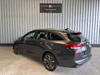 Hyundai I-30 cw Edition 30+ Panorama / R-Kamera / Navi picture 4