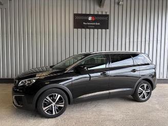 occasion passenger cars Peugeot 5008 Allure 7-Sitzer / R-Kamera / Navi 2019/6