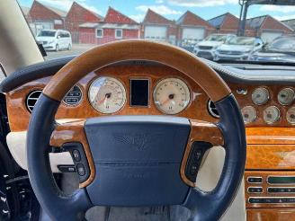 Bentley Azure Cabriolet picture 18