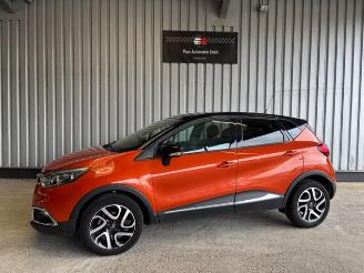 Schadeauto Renault Captur Intens Automatic / R-Kamera / Navigation 2017/4