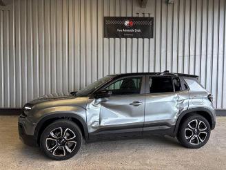 damaged passenger cars Jeep Avenger Summit Electric 2023/9