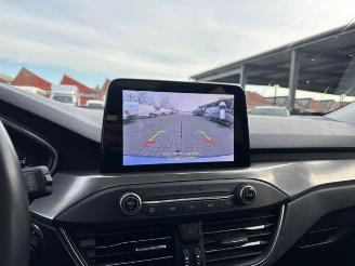 Ford Focus Turnier Titanium Pano / LED / R-Kamera picture 19