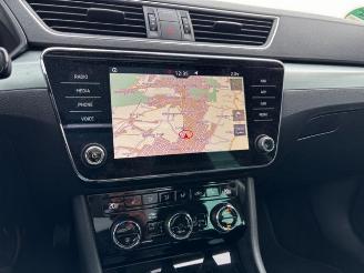 Skoda Superb Combi Ambition DSG / Panorama picture 17