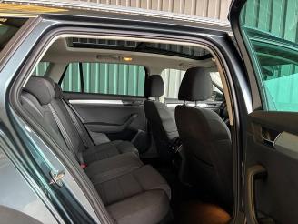 Skoda Superb Combi Ambition DSG / Panorama picture 13