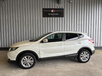 Auto incidentate Nissan Qashqai Tekna Panorama / Kamera 2015/5