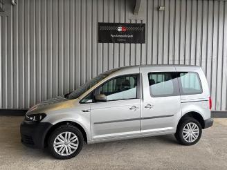 begagnad bil auto Volkswagen Caddy PKW BMT 4Motion 5-Sitzer / 1e Hand 2019/10