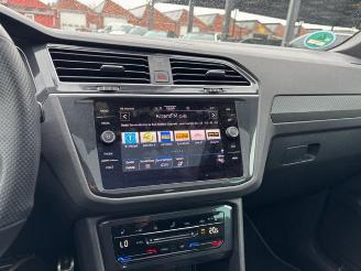 Volkswagen Tiguan R-Line 2.0 TSI 4Motion DSG / Panorama picture 20