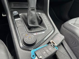 Volkswagen Tiguan R-Line 2.0 TSI 4Motion DSG / Panorama picture 18