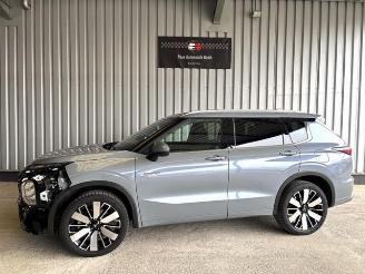 Mitsubishi Outlander 2.4 PHEV 4WD Top Panorama / VOLL picture 1