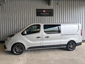 Schadeauto Nissan Nv300 L2H1 Navi / 5-Sitzer / R-Kamera 2019/7