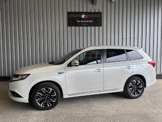 Avarii autoturisme Mitsubishi   2015/12