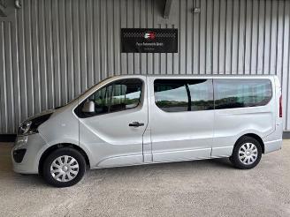 okazja samochody osobowe Opel Vivaro B Combi L2H1 9-Sitzer Lang 2018/8