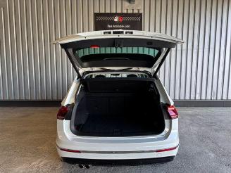 Volkswagen Tiguan Highline R-Line 4Motion DSG / Panorama picture 13