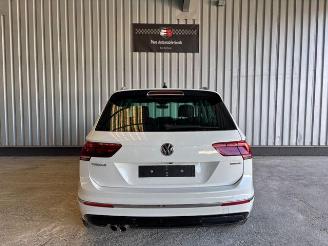 Volkswagen Tiguan Highline R-Line 4Motion DSG / Panorama picture 5