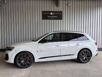 Audi SQ7 4.0 TFSI Quattro Pano / VOLLL / NP € 148.000 picture 2