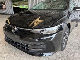 Volkswagen Golf VIII Lim. 1.5 eTSI Goal DSG / LED / AHK picture 14