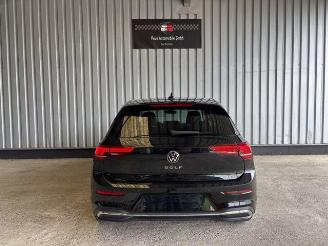 Volkswagen Golf VIII Lim. 1.5 eTSI Goal DSG / LED / AHK picture 5