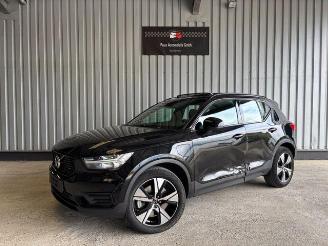 Volvo XC40 R Design Recharge Plug-In Hybrid Panorama picture 2