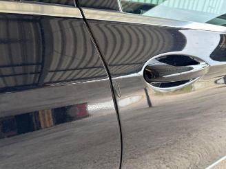Mercedes E-klasse 200 d Lim. R-Kamra / LD / Widscrn picture 15