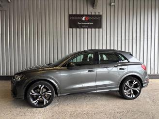 krockskadad bil auto Audi Q3 40 TDI Quattro S line R-Kamera / LED 2021/10