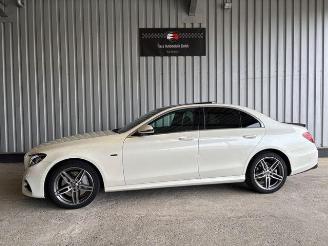 Damaged car Mercedes E-klasse 350  Hybrid AMG-Lin Panorama / Widscrn 2018/6