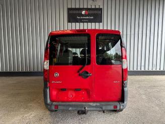 Fiat Doblo 1.3 JTD DPF SX Kombi 5-Sitzer picture 5