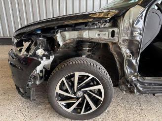 Volkswagen Tiguan Join 2.0 TDI Navigation / AHK picture 9