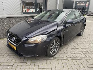 Volvo V-40 2.0 D2 Summum Business picture 8