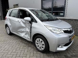 skadebil auto Subaru Trezia 1.3 Comfort 2013/3