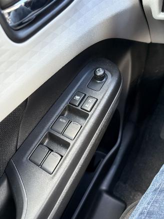 Suzuki Swift 1.2 Comfort Smart Hybrid picture 33