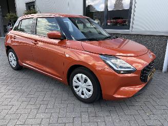 Suzuki Swift 1.2 Comfort Smart Hybrid picture 3