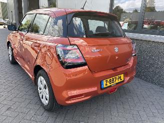 Suzuki Swift 1.2 Comfort Smart Hybrid picture 24