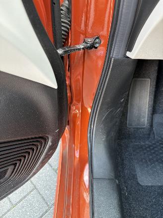 Suzuki Swift 1.2 Comfort Smart Hybrid picture 16