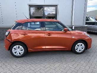 Suzuki Swift 1.2 Comfort Smart Hybrid picture 6