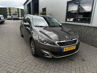 Peugeot 308 1.2 e-THP 81kw Allure picture 49