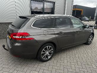 Peugeot 308 1.2 e-THP 81kw Allure picture 50