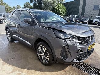 uszkodzony samochody osobowe Peugeot 3008 1.6 Hybrid 225 GT 2021/1