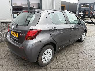 Toyota Yaris 1.0 VVT-i Aspiration picture 7