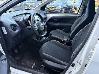 Toyota Aygo 1.0 VVT-i 5drs picture 28