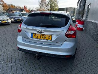 Ford Focus 1.0 Ecoboost Titanium picture 17